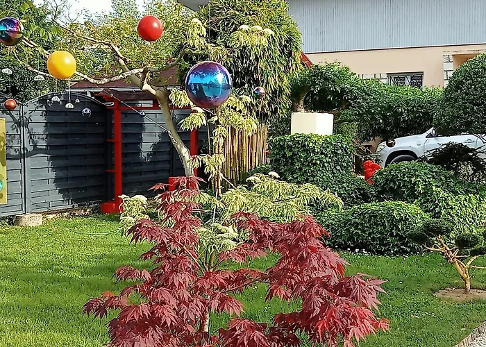 une pause quelque part au jardin des érables et des niwakis