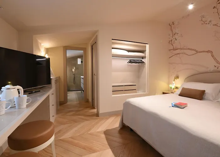 Hôtel accueillant les animaux: Hotel Dei Fiori Restaurant - Meeting & Spa