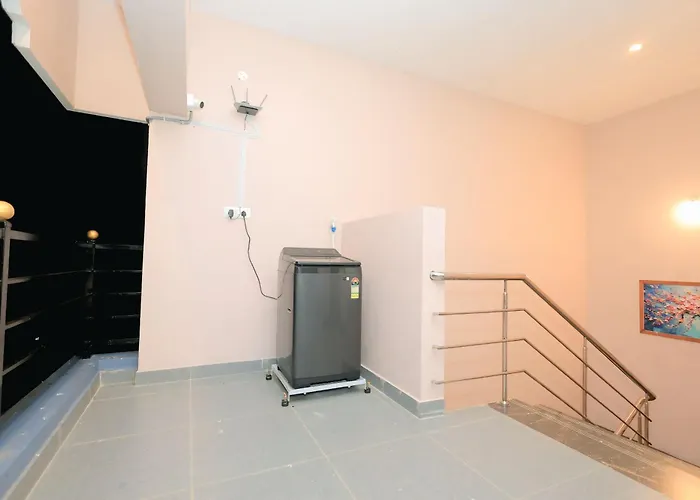 The Loop - Auroville Main Junction, 5-Minute Drive To Auroville Beach & Ecr Road, High-Speed Wifi & Free Parking