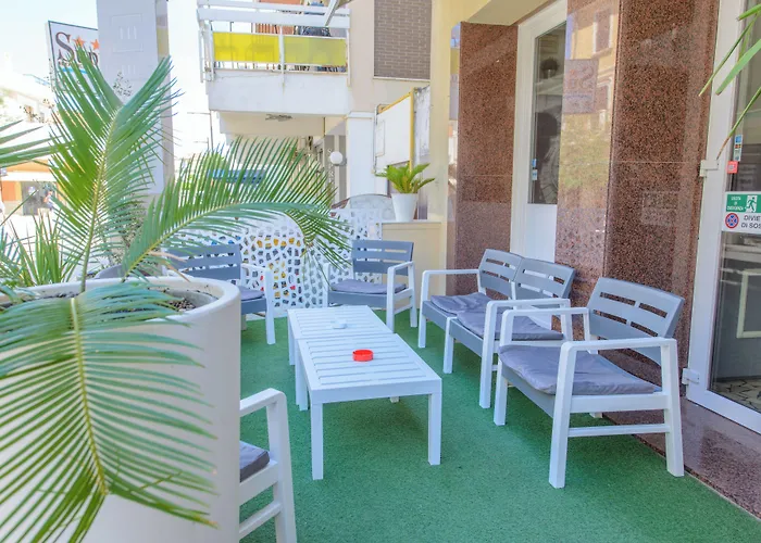 Nautic Beach Hotel