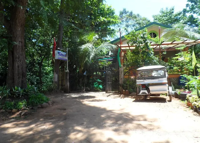 Victoria Guest House And Cottages