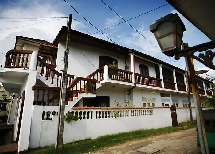 Wijenayake'S - Beach Haven Guest House - Galle Fort