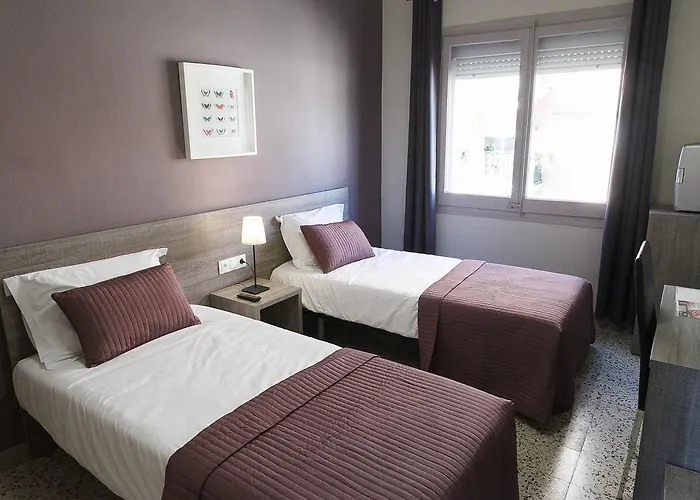 Hostal Fonda Montserrat