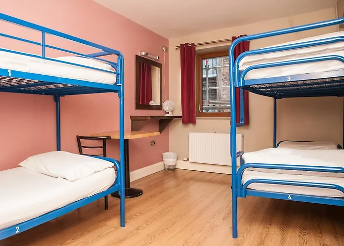 Isaacs Hostel