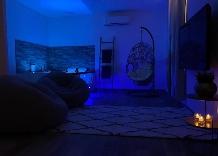Appartement Cosy Jacuzzy Luxe Gare de Toulon
